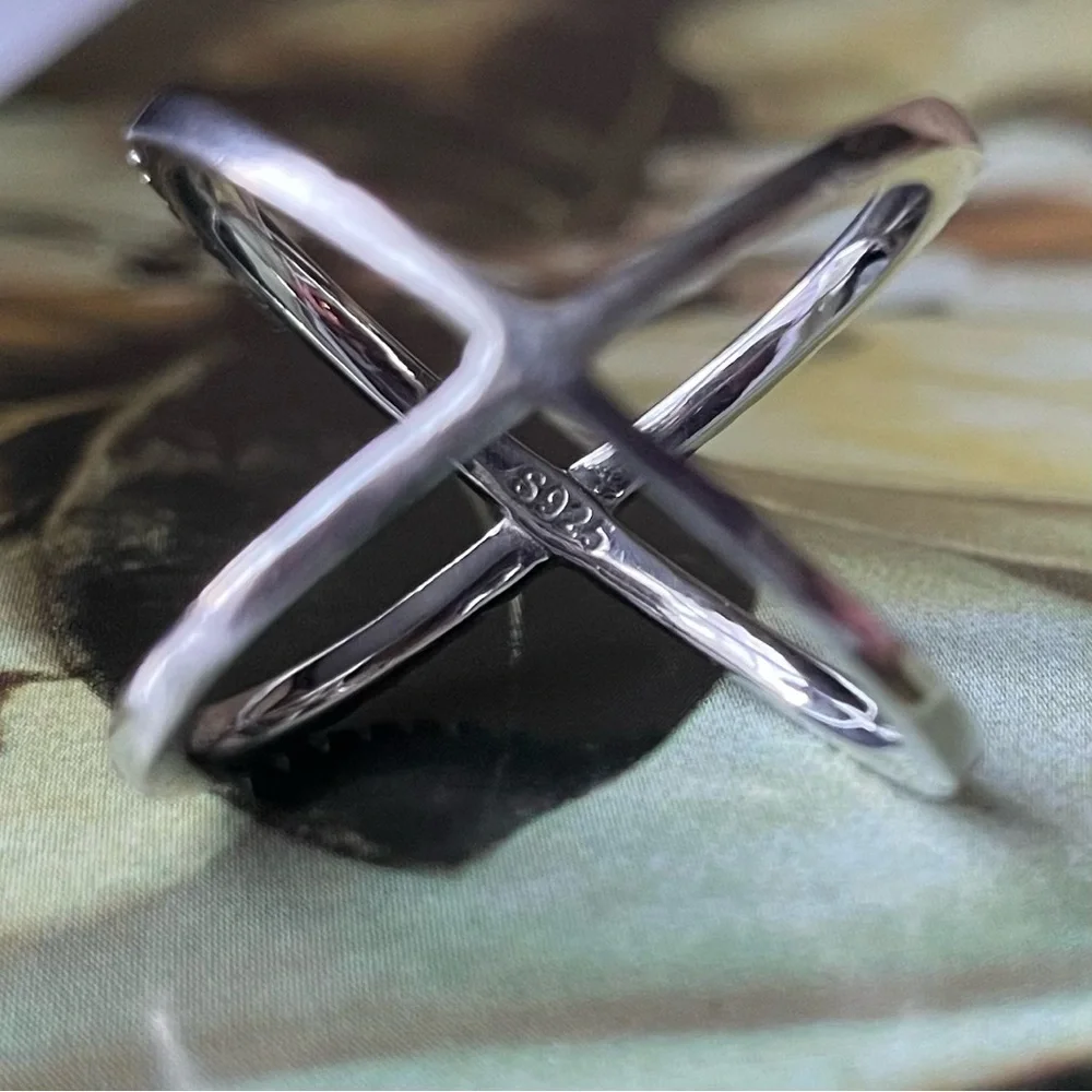 Crossed Crystal Sterling Silver Ring 925
